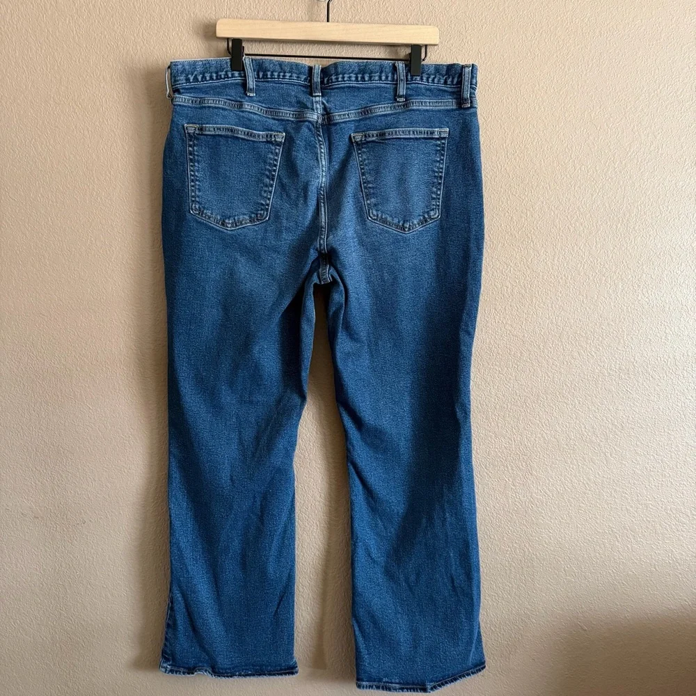 Old Navy Boot-Cut Built in Flex Blue Jeans Size 40x30